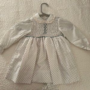 Polly Flinders hand-smocked girls dress. Size 4T